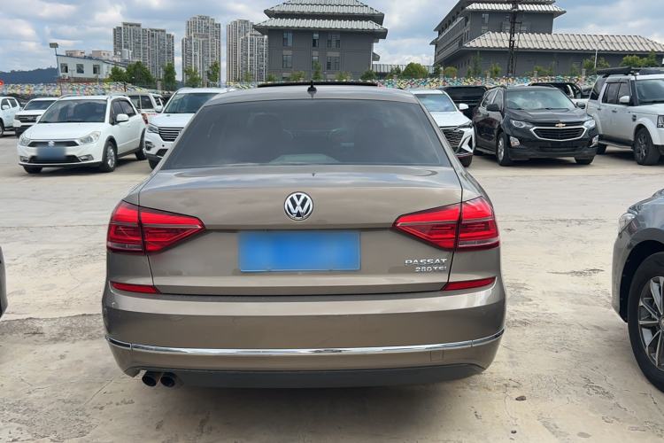 Used Volkswagen Passat 2017 280TSI DSG Luxury Edition Exterior 3