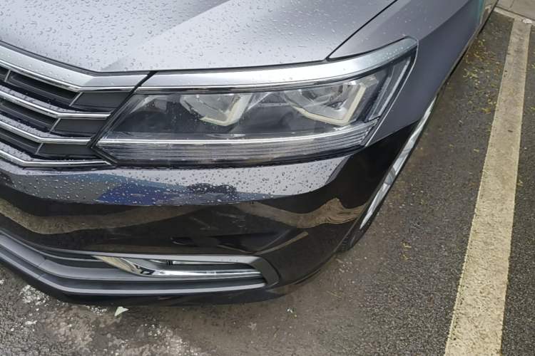 Used Volkswagen Passat 2017 330TSI DSG Luxury Edition Left Front Headlight