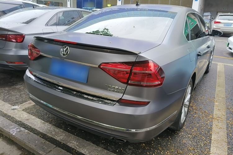 Used Volkswagen Passat 2017 330TSI DSG Luxury Edition Rear Right 45 Deg