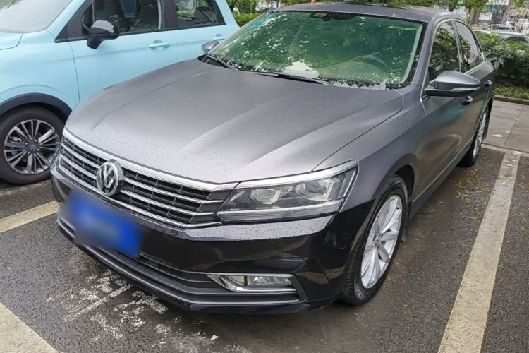 Used Volkswagen Passat 2017 330TSI DSG Luxury Edition Guazi used car, China used car export, Used car for sale, Used  cars, Cheapest cars for sale