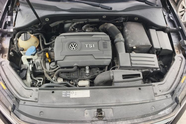 Used Volkswagen Passat 2017 330TSI DSG Luxury Edition Engine Bay