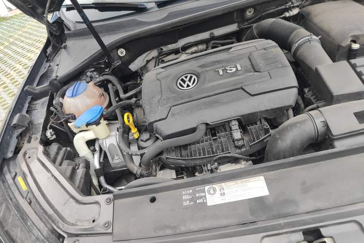 Used Volkswagen Passat 2017 380TSI DSG Prestige Edition Engine Bay Right