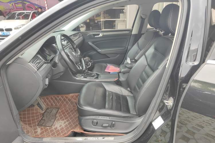 Used Volkswagen Passat 2017 380TSI DSG Prestige Edition Left Front Seat