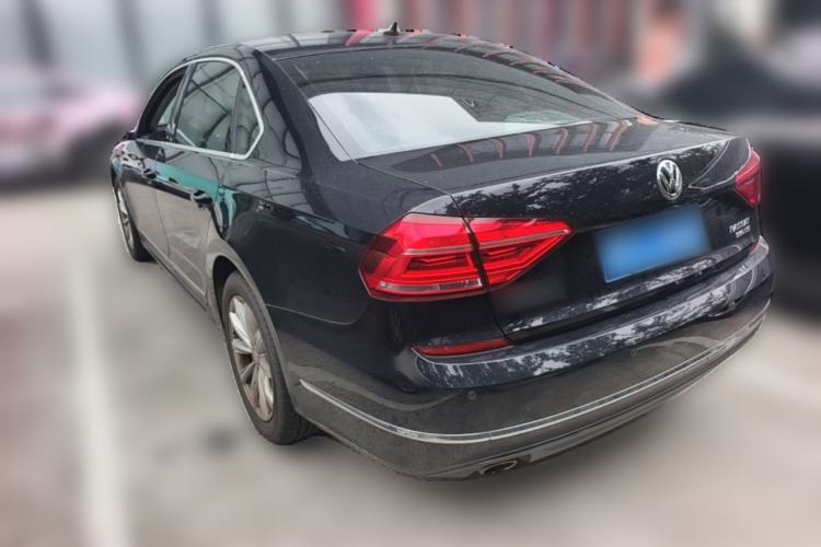 Used Volkswagen Passat 2017 330TSI DSG Luxury Edition Rear Left 45 Deg