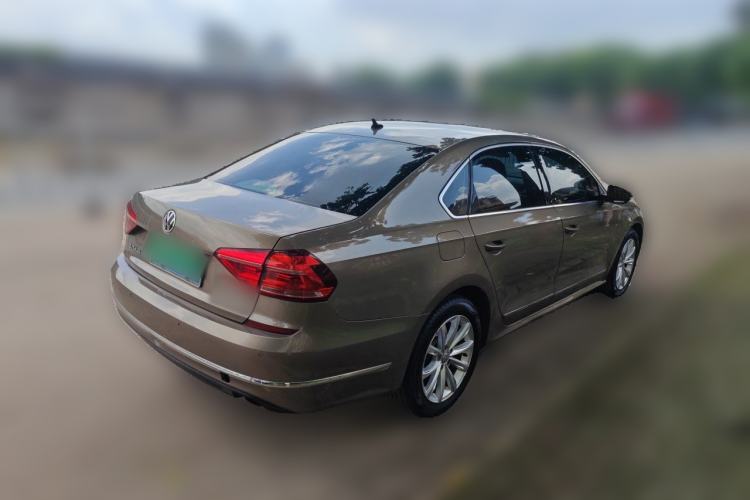Used Volkswagen Passat 2017 280TSI DSG Luxury Edition Rear Right 45 Deg
