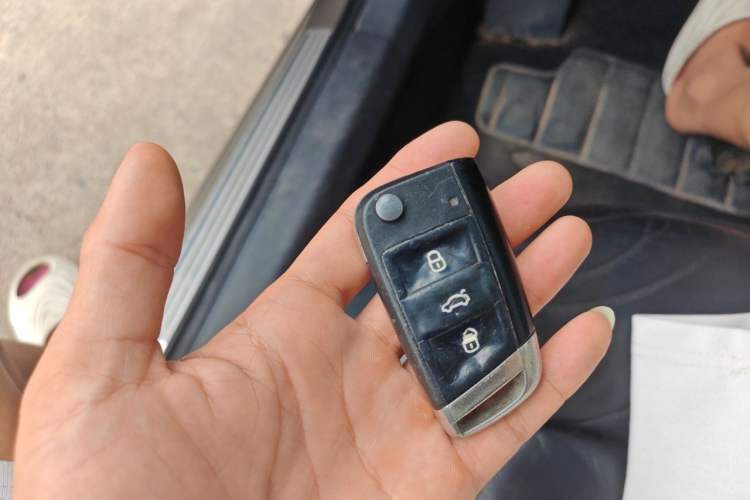 Used Volkswagen Passat 2017 280TSI DSG Luxury Edition Vehicle Key