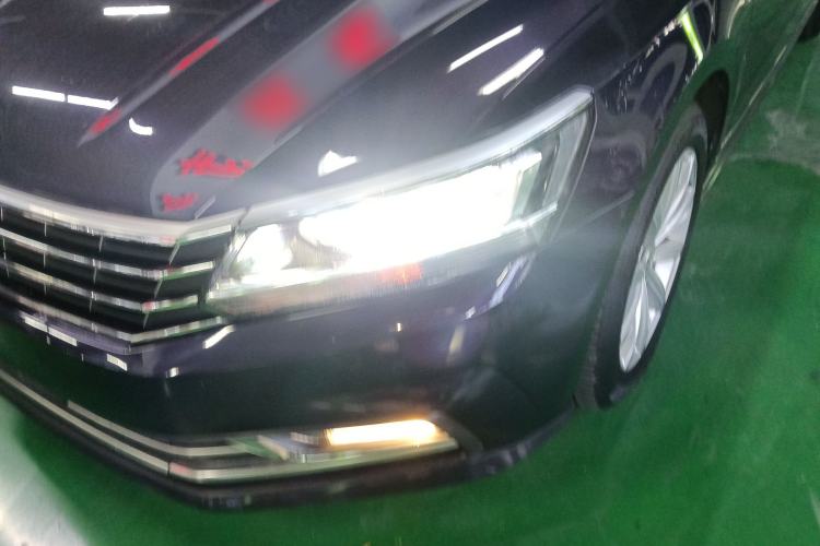 Used Volkswagen Passat 2017 330TSI DSG Luxury Edition Left Front Headlight