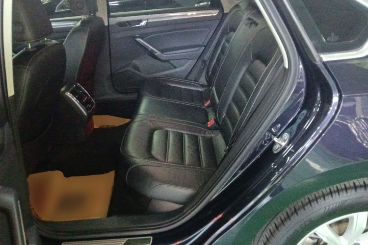 Used Volkswagen Passat 2017 330TSI DSG Luxury Edition Left Rear Seat