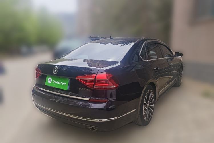 Used Volkswagen Passat 2017 330TSI DSG Luxury Edition Rear Right 45 Deg
