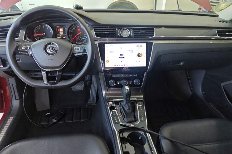 Used Volkswagen Passat 2017 330TSI DSG Prestige Edition Interior 2