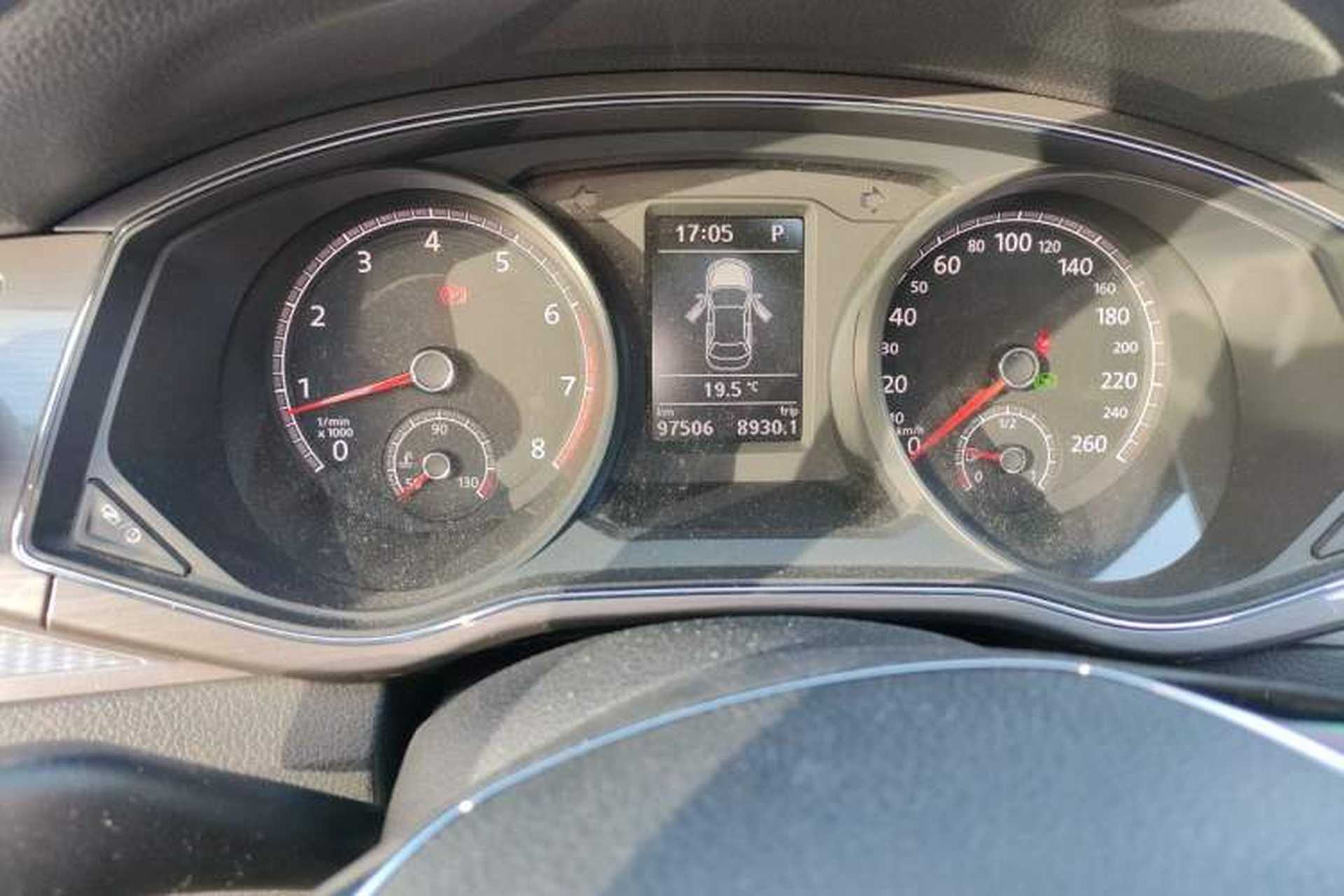Used Volkswagen Passat 2017 280TSI DSG Luxury Edition Odometer Close Up