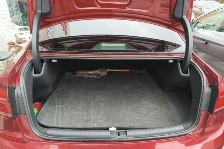 Used Volkswagen Passat 2017 330TSI DSG Luxury Edition Trunk