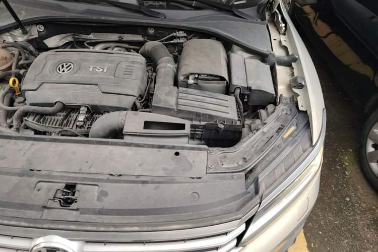 Used Volkswagen Passat 2017 330TSI DSG Prestige Edition Engine Bay Left