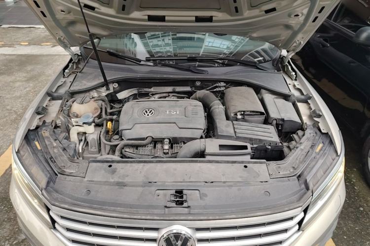 Used Volkswagen Passat 2017 330TSI DSG Prestige Edition Engine Bay