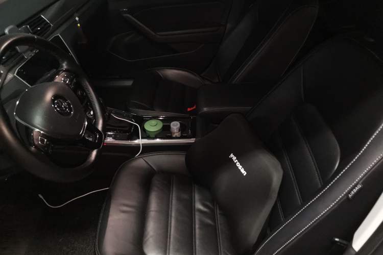 Used Volkswagen Passat 2017 330TSI DSG Luxury Edition Left Front Seat