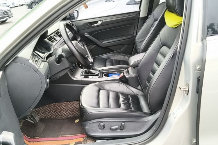 Used Volkswagen Passat 2017 330TSI DSG Luxury Edition Left Front Seat