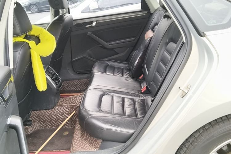 Used Volkswagen Passat 2017 330TSI DSG Luxury Edition Left Rear Seat