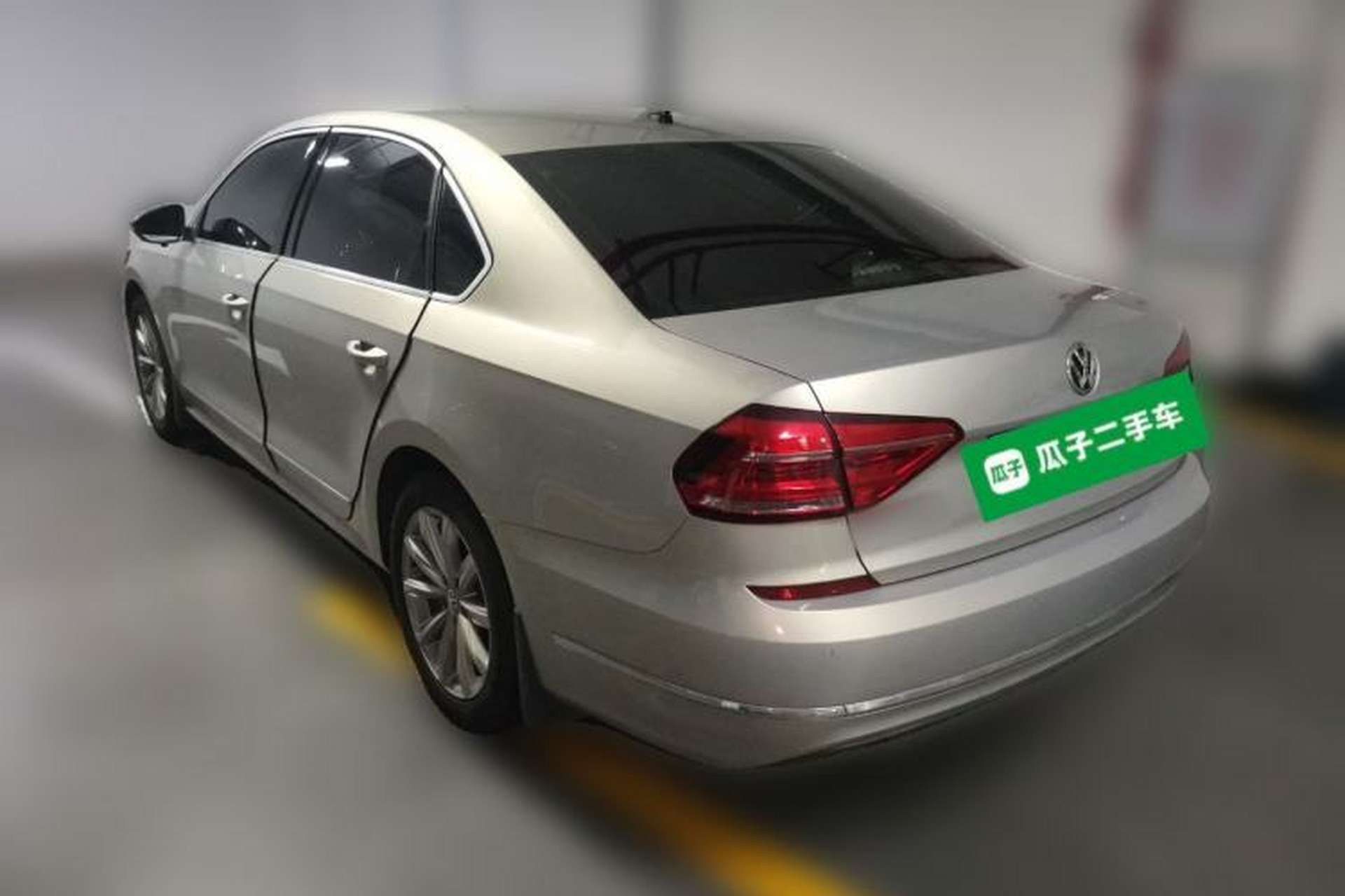 Used Volkswagen Passat 2017 330TSI DSG Luxury Edition Rear Left 45 Deg