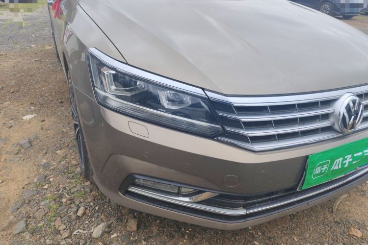 Used Volkswagen Passat 2017 330TSI DSG Prestige Edition Right Front Headlight