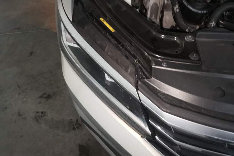 Used Volkswagen Passat 2017 330TSI DSG Luxury Edition Right Front Headlight