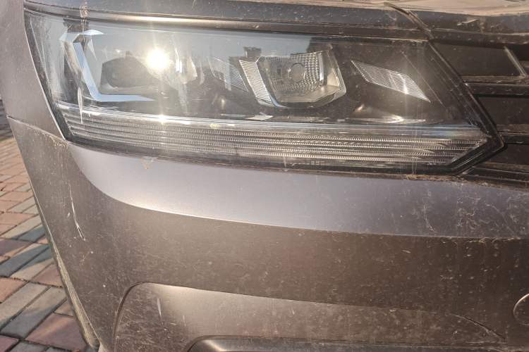Used Volkswagen Passat 2017 280TSI DSG Luxury Edition Right Front Headlight