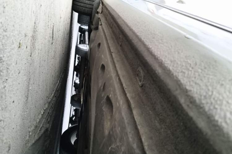 Used Volkswagen Passat 2017 330TSI DSG Luxury Edition Right Side Sill