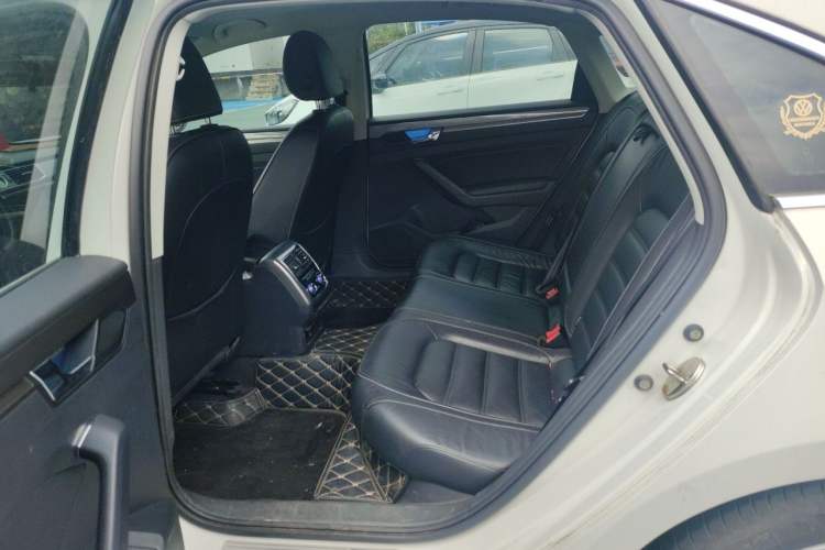 Used Volkswagen Passat 2017 330TSI DSG Luxury Edition Left Rear Seat