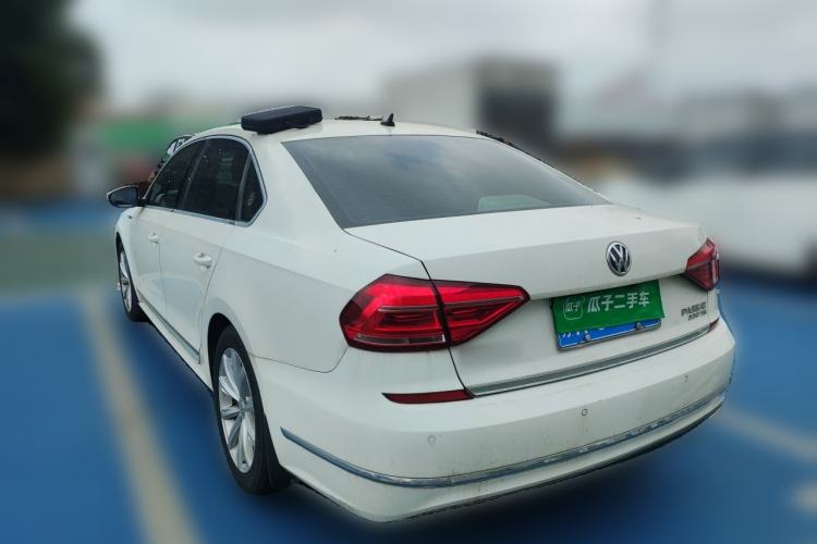 Used Volkswagen Passat 2017 330TSI DSG Luxury Edition Rear Left 45 Deg