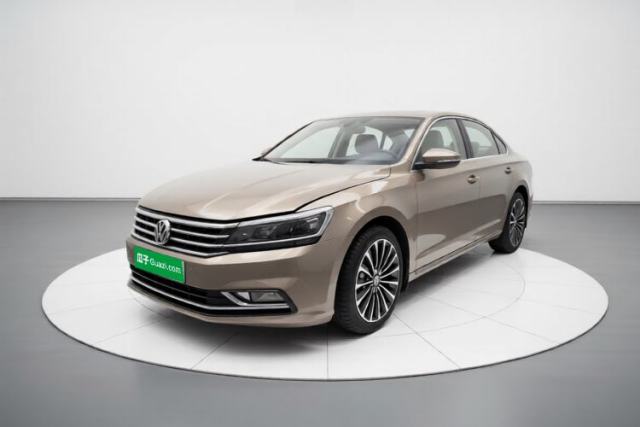 Volkswagen Passat 2017 330TSI DSG Luxury Edition de segunda mano