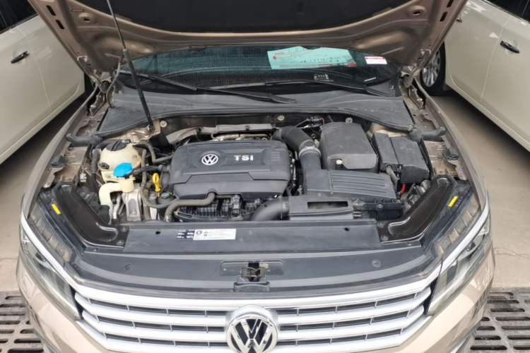 Used Volkswagen Passat 2017 330TSI DSG Prestige Edition Engine Bay