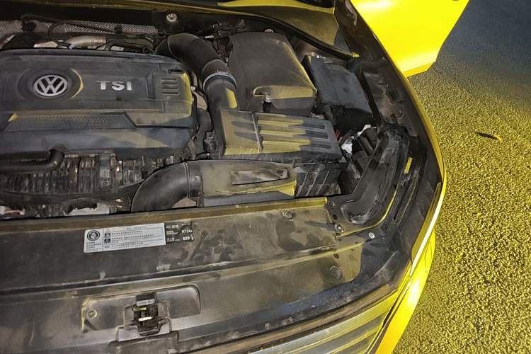 Used Volkswagen Passat 2017 330TSI DSG Prestige Edition Engine Bay Left