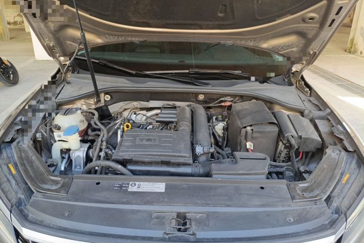 Used Volkswagen Passat 2017 280TSI DSG Luxury Edition Engine Bay