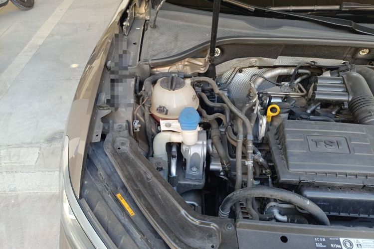 Used Volkswagen Passat 2017 280TSI DSG Luxury Edition Engine Bay Right