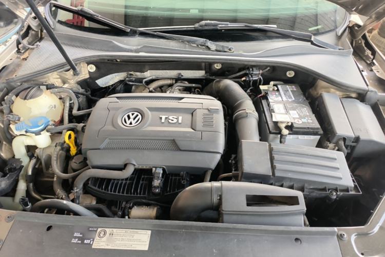 Used Volkswagen Passat 2017 330TSI DSG Luxury Edition Engine Bay
