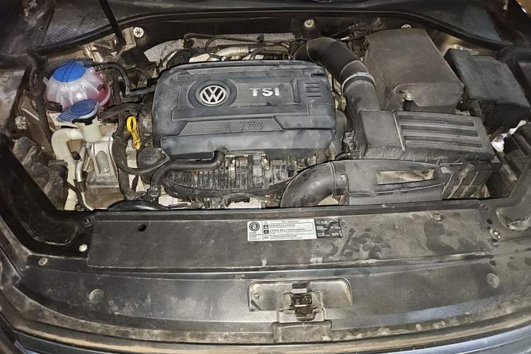 Used Volkswagen Passat 2017 330TSI DSG Prestige Edition Engine Bay