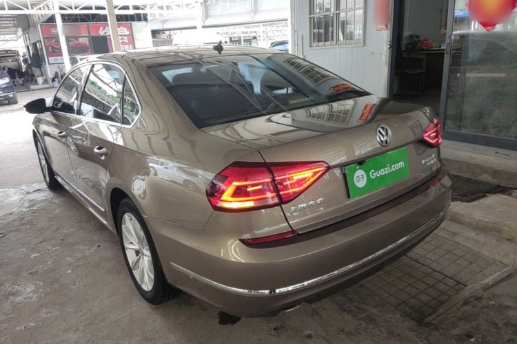 Used Volkswagen Passat 2017 330TSI DSG Luxury Edition Exterior 2