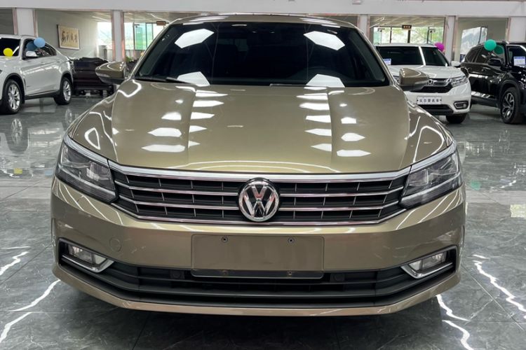 Used Volkswagen Passat 2017 330TSI DSG Luxury Edition Exterior 4