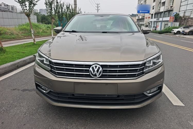 Used Volkswagen Passat 2017 280TSI DSG Luxury Edition Front