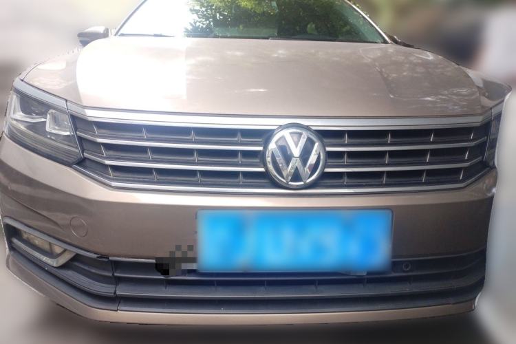 Used Volkswagen Passat 2017 330TSI DSG Luxury Edition Front