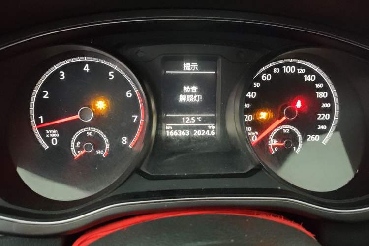 Used Volkswagen Passat 2017 280TSI DSG Luxury Edition Instrument Cluster