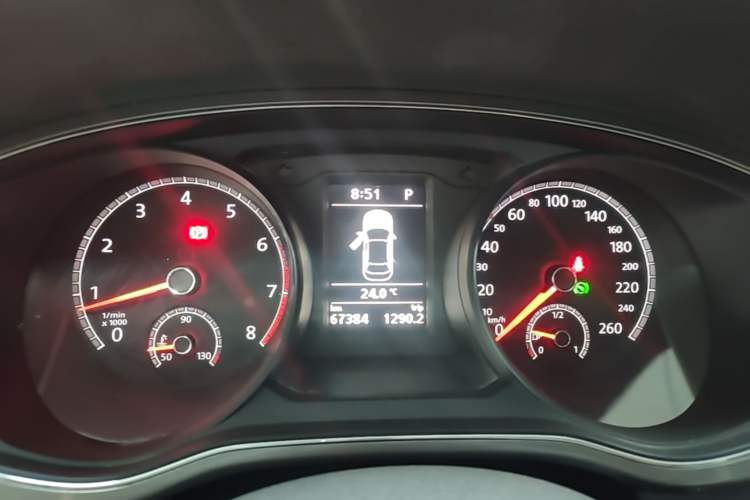 Used Volkswagen Passat 2017 330TSI DSG Luxury Edition Instrument Cluster