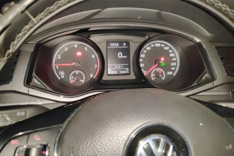 Used Volkswagen Passat 2017 330TSI DSG Luxury Edition Instrument Cluster
