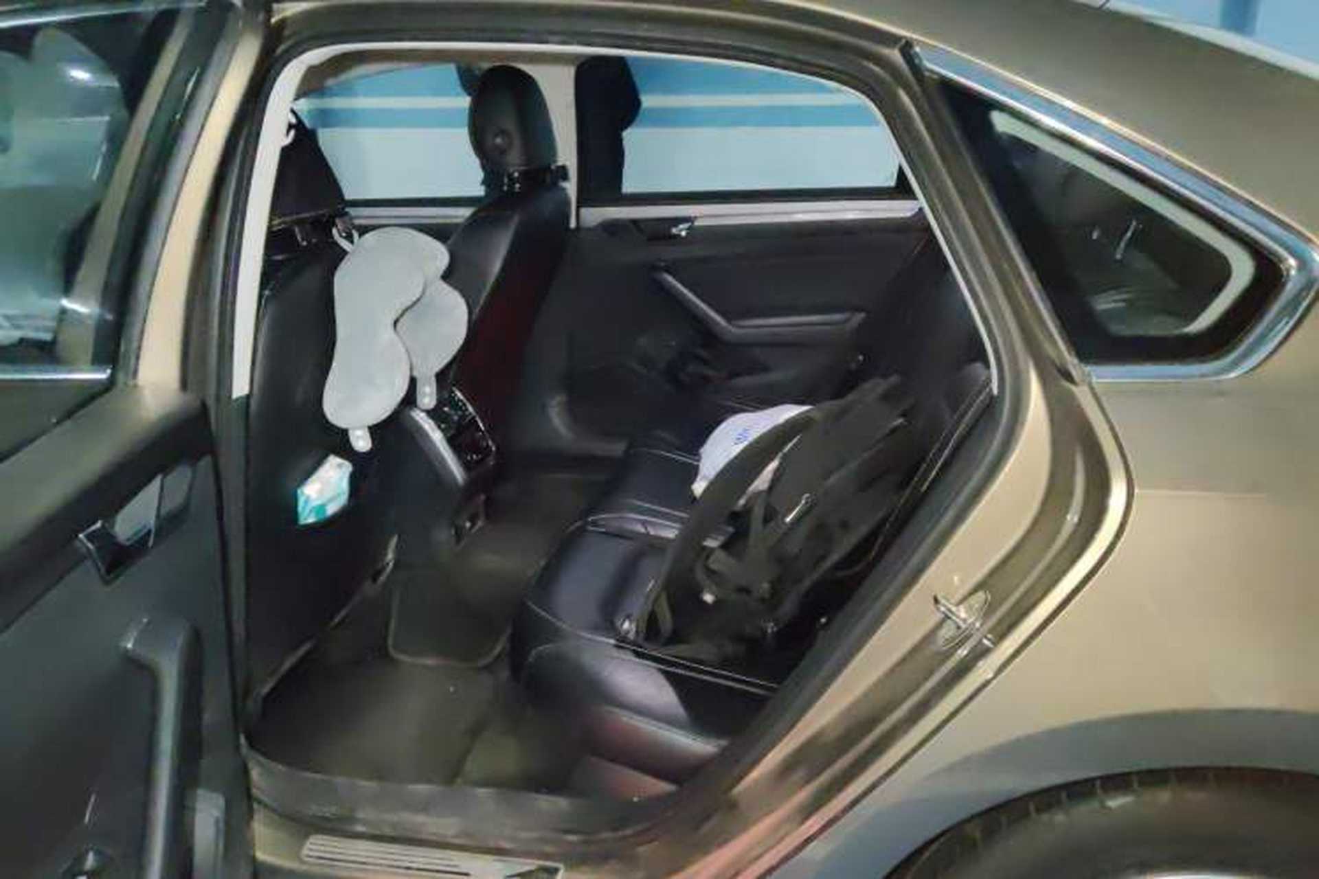 Used Volkswagen Passat 2017 330TSI DSG Luxury Edition Interior 4