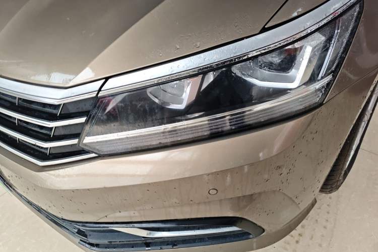 Used Volkswagen Passat 2017 280TSI DSG Luxury Edition Left Front Headlight