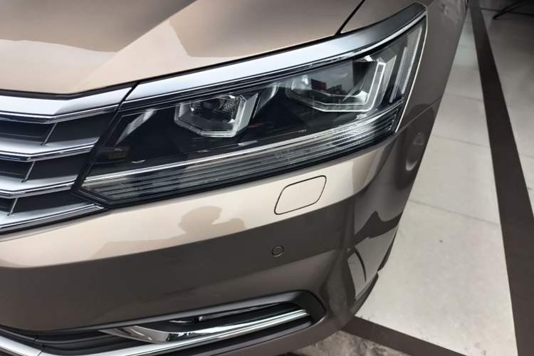 Used Volkswagen Passat 2017 330TSI DSG Prestige Edition Left Front Headlight
