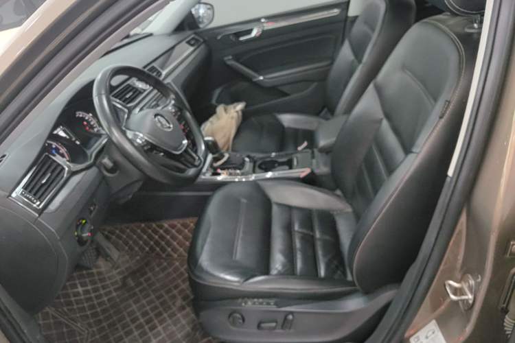 Used Volkswagen Passat 2017 330TSI DSG Prestige Edition Left Front Seat