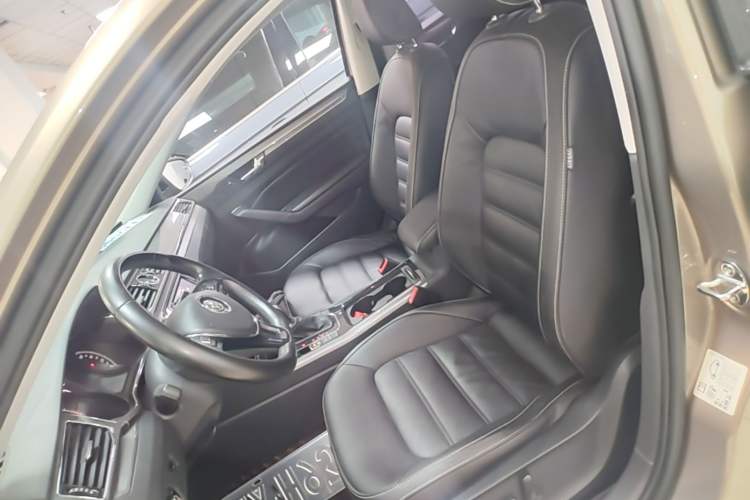Used Volkswagen Passat 2017 330TSI DSG Luxury Edition Left Front Seat