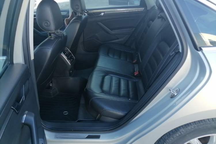 Used Volkswagen Passat 2017 330TSI DSG Luxury Edition Left Rear Seat