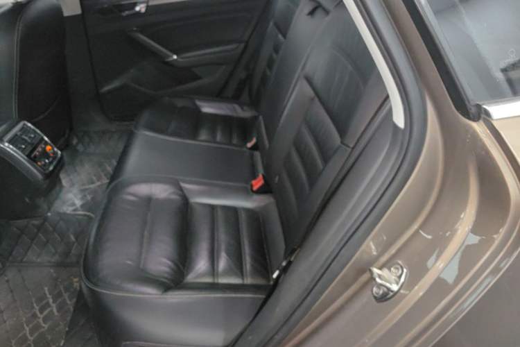 Used Volkswagen Passat 2017 330TSI DSG Prestige Edition Left Rear Seat
