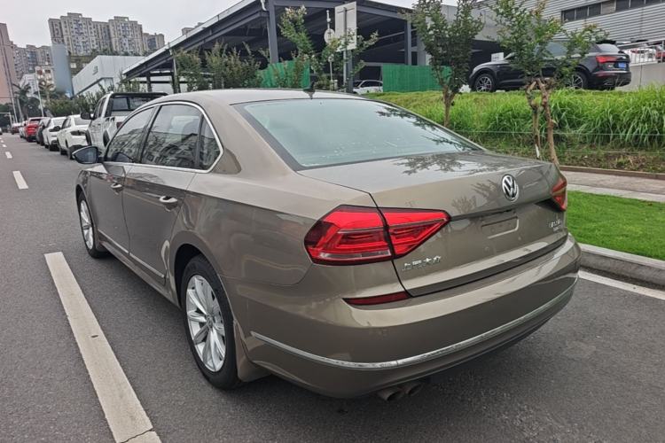 Used Volkswagen Passat 2017 280TSI DSG Luxury Edition Rear Left 45 Deg